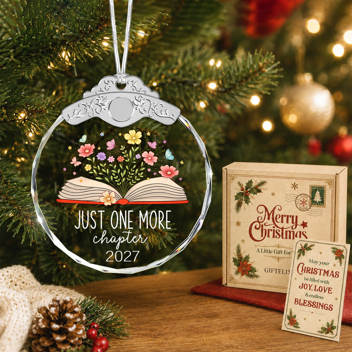 Book Lovers Glass Ornament 2027 – Literary Reading Keepsake for Bibliophiles,